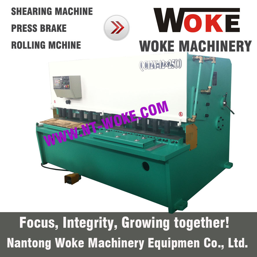 QC12K-12X2500/3200/4000 NC CNC Hydraulic Swing Beam Shearing Machine Cutting Machine 