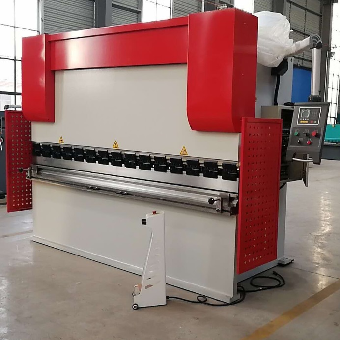 WC67K-300T Hydraulic Press Brake 